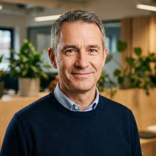 James Mitchell, Directeur Général de Titravolure